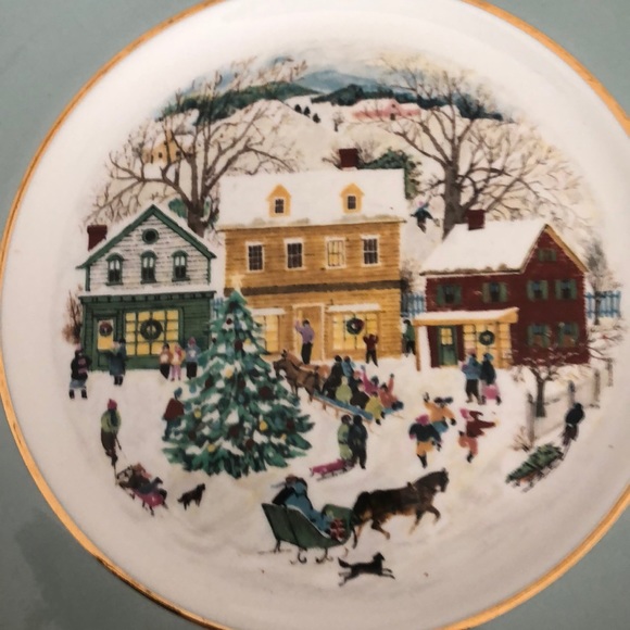 1980 Avon Christmas dish - Picture 3 of 3